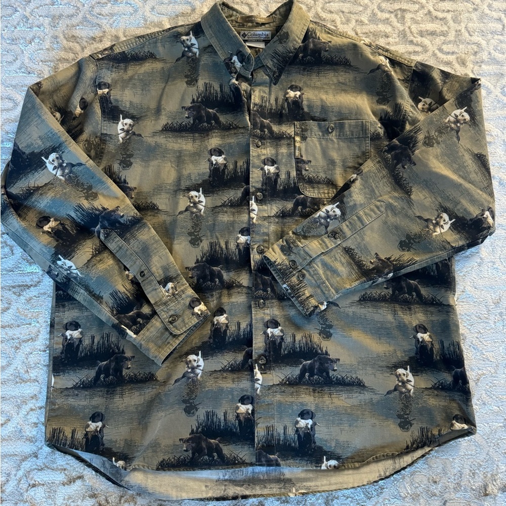 Columbia River Lodge Camouflage Shirt XL